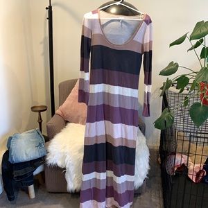 Long sleeve maxi dress